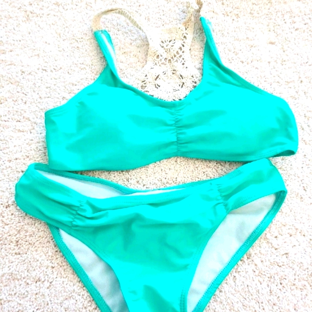 Cute Bikini - image 1